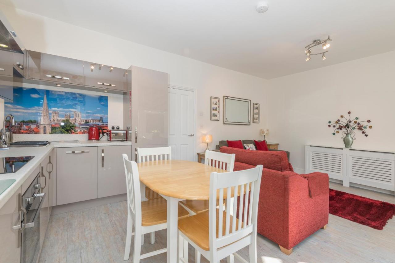 Bluebridge Walk Luxury Apartment