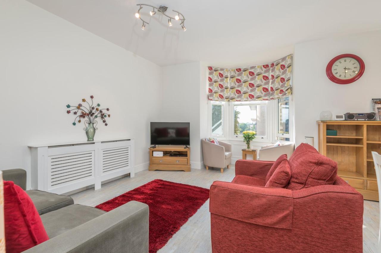 Bluebridge Walk Luxury Apartment